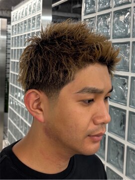 刈部倶楽舞 難波店 スパイキーショート