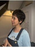 【BOW HAIR】癖毛を活かしたピクシーカット