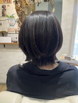 シー 豊川店(She)&nbsp;大人女性に人気の丸みショートボブ