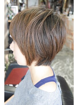 オーバーキャプテンネイキッド(OVER CAPTAIN NAKED) 骨格補正＊ナチュラルラウンドショートボブ