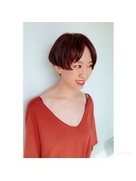 ヘアーアスクアドア(hair ask Adore) ハンサムショートを女性らしく