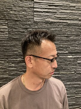 プレミアムバーバー 表参道店(PREMIUM BARBER produce by HIRO GINZA) ツーブロック刈り上げアップバンクパーマ