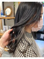 アンバースデー(UNBIRTHDAY)&nbsp;インナーカラーベージュ暗髪●20代30代レイヤー