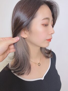 コージークルー(cozy creww) ★20代30代ミディアムイヤリングカラースモーキーベージュ