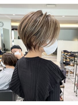 バンプ ギンザ(BUMP GINZA) 《30代40代50代》絶壁解消・色気ショートボブ【イケダ】