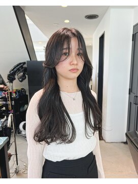 トレス(TRESS) 顔まわりレイヤー 外ハネレイヤー ボブレイヤー