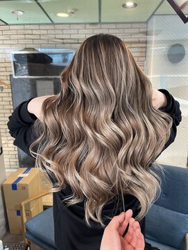 ラフ(LAFF) #バレイヤージュ#グレージュカラー#ボブウルフ#ココアベージュ