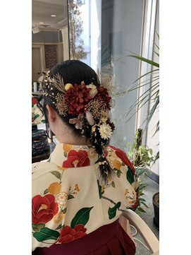 プルーフアンテナ(PROOF ANTENNA) ヘアアレンジ ダウンスタイル