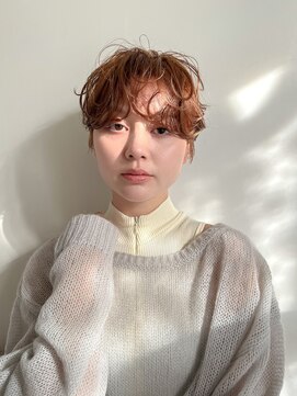 メモリーズ 銀座(Memories) ショートパーマ/ベージュショート/耳掛けショート