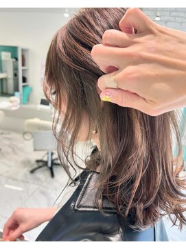 リーホリエ(Lee Horie) 【高木】やわらかーいインナーカラー◎