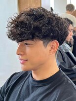 エルマーク 枚方(L-MARK)&nbsp;スペインカールスパイラルパーマツイストパーマフェード短髪