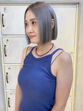 レス 伏見(LESS) シルバーカラー