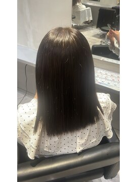 アルーシェ 新宿店(Alushe) オリーブグレージュ