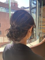 タイトシニヨン×結婚式×2次会