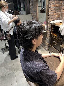 ユキオ ダル(Yukio Dal) "韓国コンマバング センターパートビジネスツーブロックウルフ "