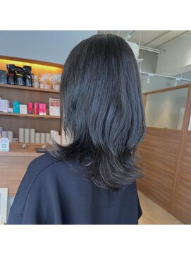 スーリール 箱崎店(Sourire) エメラルドブルー