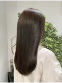 グレージュ切りっぱなしボブ前髪ありミニボブミルクティベージュ