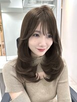 ヴィオットバイサロン(Viot by Salon)&nbsp;前髪ありくびれヘア夏アプリコットオレンジハイライトカラー