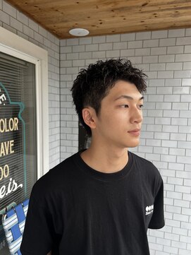 サンディーズ(Sandees) スパイキーショートピンパーマ