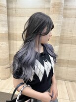 ヴィア 京都烏丸(Via)&nbsp;インナーカラー/イヤリング/グレー/ケアブリーチ/ダブルカラー