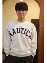 エディ(Edy) メンズマッシュシャドウパーマケアパーマ波巻きパーマ眉毛カット