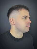 デザイニングヘアードゥ(designing hair Deux) 外国人風スキンフェード 【フェードカット/スキンフェード】