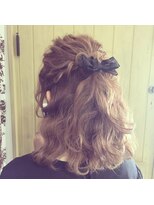 ウニコ(unico)&nbsp;ゆるーい感じのヘアセット☆ハーフアップ