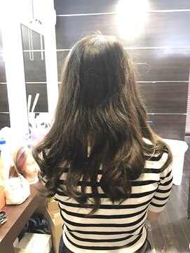 ヘアーフュージョンイザワ アッシュカラー