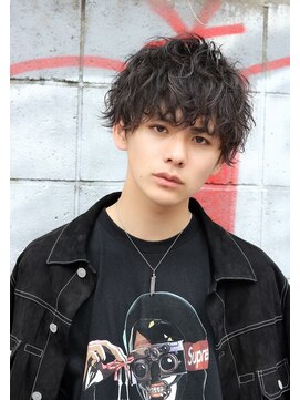 ネイビー(NAVY) ウェーブフェザーマッシュ スパイラル 強めパーマ