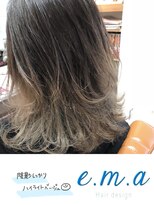 エマヘアデザイン(e.m.a Hair design) ハイライトベージュ