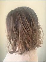 ニナル(Ninal)&nbsp;『 グラデカラー☆ 透明感ベージュ　ボブミディ 』