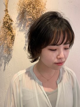 クシェル バイ リリア(kuschel by LILIA.) ちら見せインナーカラー