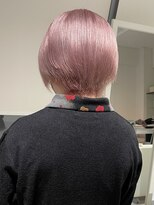 ターン ヘアー(TAAN HAIR)&nbsp;ショート　ホワイトピンクベージュ