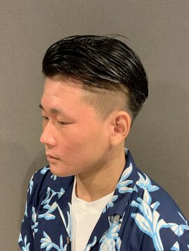 ビーダンディー(Bee dandy) ビジネスフォーマル かき上げオールバック ツーブロックショート