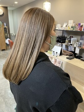 スアバイキキ(SuA by kiki.) 黒髪カタログ/ボブルフ/ネビージュ/ワンレン/小顔スタイル[千葉]