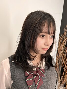 ウィクシー(wixy) カットでイメージは変わる!♪ミディアムレイヤースタイル♪