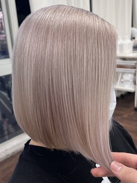 ロウル 渋谷(LOWRL) ブリーチカラー/ミルクティー