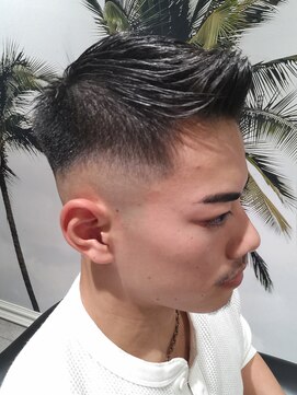 ヨシザワインク バンダイ(YOSHIZAWA Inc. BANDAI) 新潟/万代/バーバー/メンズ専門/フェードカット/スキンフェード