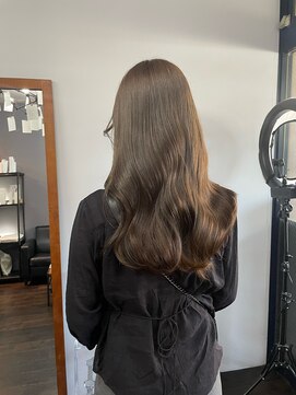 ジョナサン リヴィングストン(JONATHAN LIVINGSTON) オリーブグレージュ