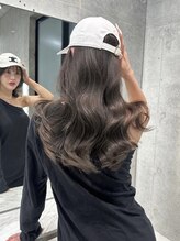 ジーナ 渋谷駅前(Zina) ＊アッシュグレージュくびれヘアレイヤー＊美髪【Zina渋谷駅前】