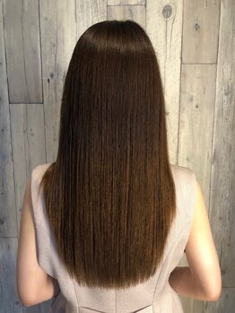 セオリー(THEORY)の写真/もう悩まない。くせ毛やうねりのお悩みを薬剤を使わずに根本的な原因を改善に導きます。