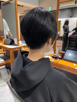 スパイスアヴェダ サロンアンドスパ 玉川高島屋SC店(SPICE AVEDA salon&spa) 30代40代50代 すっきりカジュアルショート【SPICE AVEDA岡部】
