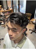 刈り上げセンターパート/波巻きツイストスパイラル/柏