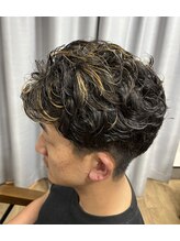 ヘアーメークテスタヴァンティ (Hair make Testavanti)&nbsp;ツウブロック