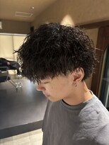 ウォルト(walt)&nbsp;縦落ちが自然なツイストスパイラル