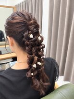 トリプルエフ(TRIPLE-ef)&nbsp;お呼ばれヘア♪華やか編みおろし