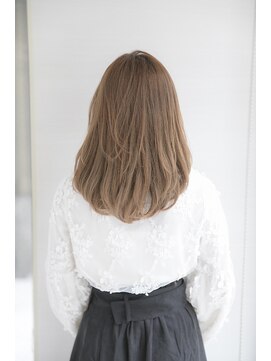 アフロディーテ ギンザ 秋葉原店(APHRODITE GINZA) セクションカラー/ペールベージュ/グラデーションカラー/秋葉原