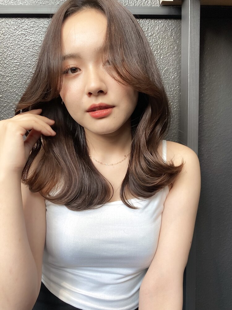 YU_KA】くびれヘア×チョコレートカラー/天神今泉：L131874409｜ボタン  