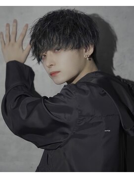 シン(syn) ツイストスパイラル　マッシュ　パーマ