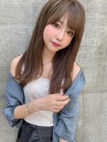 外ハネワンカール　ナチュラル　ベージュカラー